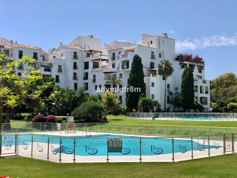 R4228597 | Middle Floor Apartment in Puerto Banús – € 549,000 – 2 beds, 2 baths