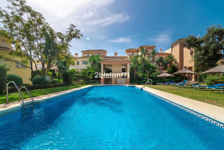 R4159633 | Townhouse in Elviria – € 635,000 – 4 beds, 4.5 baths