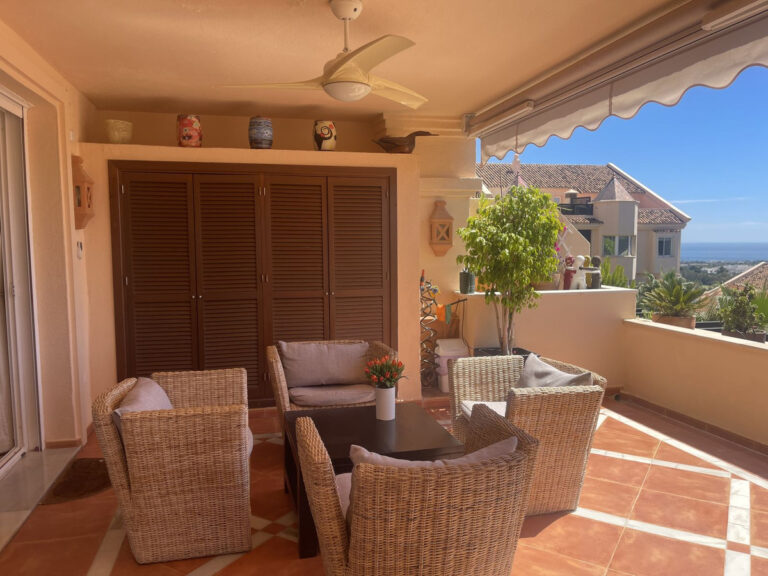 R4133083 | Ground Floor Apartment in Nueva Andalucía – € 695,000 – 2 beds, 3 baths