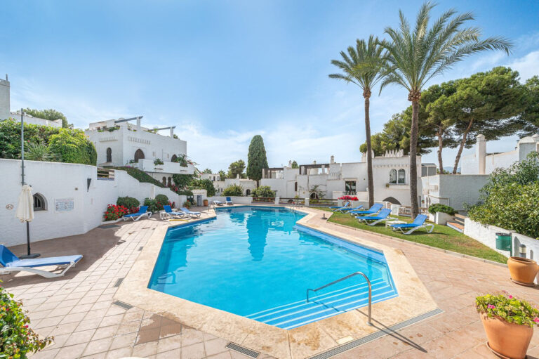 R4171471 | Townhouse in Marbella – € 719,000 – 3 beds, 3 baths