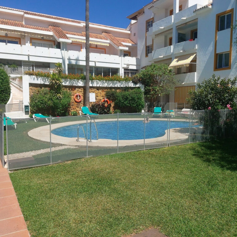 R4143361 | Ground Floor Apartment in Nueva Andalucía – € 750,000 – 4 beds, 5 baths