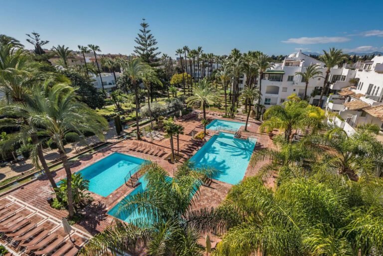 R4258294 | Ground Floor Apartment in Puerto Banús – € 750,000 – 2 beds, 2 baths