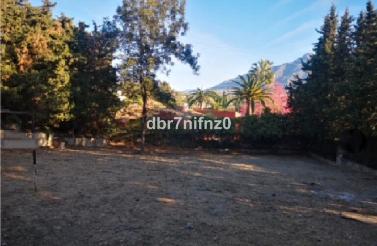 R4097881 | Land in Nueva Andalucía – € 850,000 – 0 beds, 0 baths