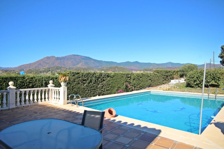 R3542038 | Detached Villa in Estepona – € 999,990 – 3 beds, 2 baths