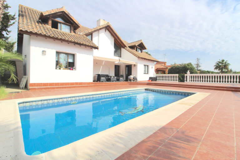 R4079866 | Detached Villa in Costalita – € 1,150,000 – 5 beds, 5 baths