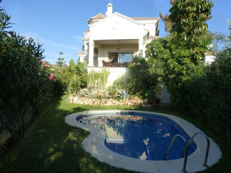 R2077403 | Detached Villa in Benahavís – € 1,250,000 – 4 beds, 5 baths