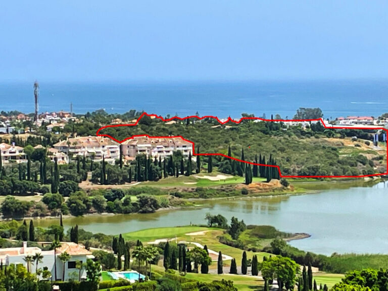 R4093504 | Residential Plot in Estepona – € 1,250,000 – 0 beds, 0 baths