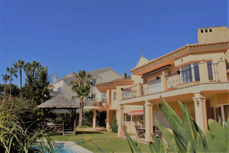 R3420580 | Detached Villa in Las Chapas – € 1,300,000 – 5 beds, 4 baths