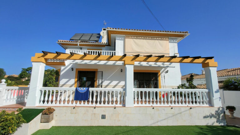 R2998199 | Detached Villa in San Pedro de Alcántara – € 1,400,000 – 6 beds, 4 baths