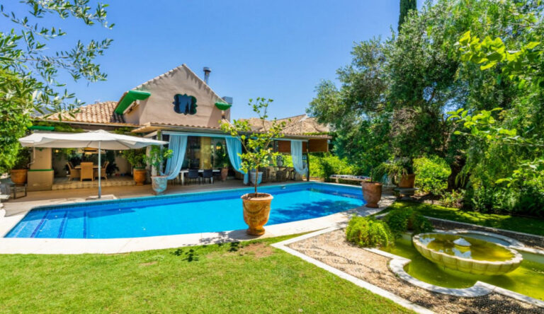 R4075573 | Detached Villa in Marbella – € 2,470,000 – 5 beds, 6.5 baths