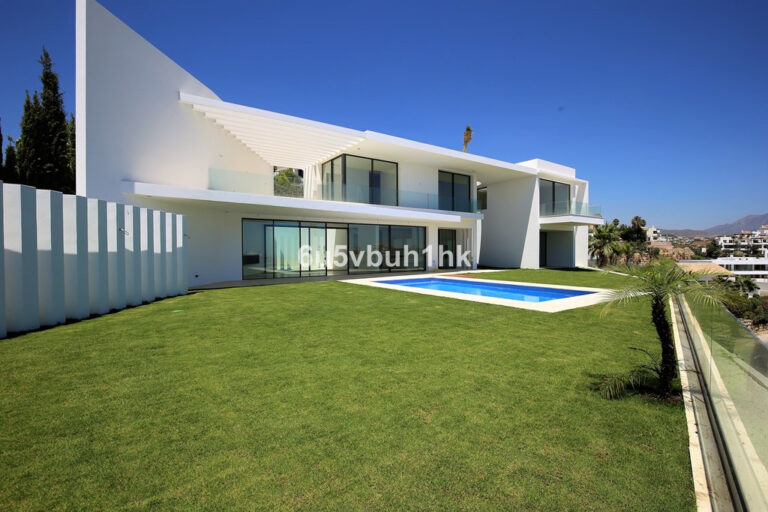 R3225631 | Detached Villa in Benahavís – € 2,600,000 – 5 beds, 5 baths