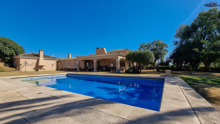 R4163797 | Detached Villa in El Rosario – € 2,700,000 – 5 beds, 5 baths