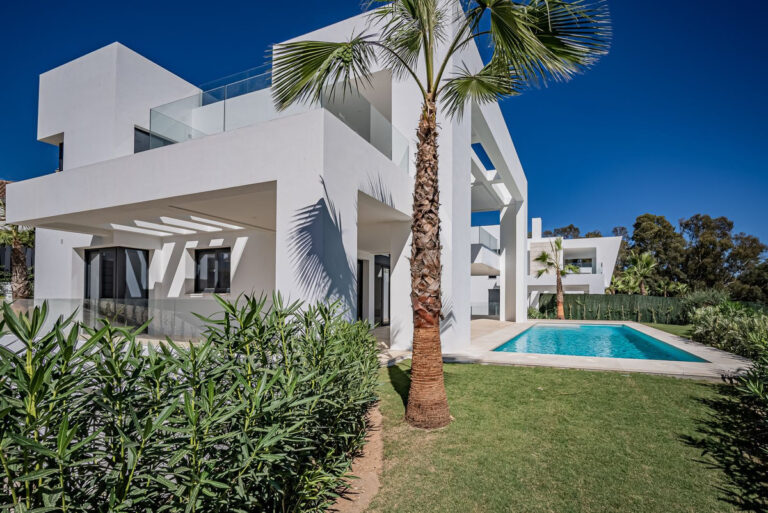 R4184542 | Detached Villa in Benahavís – € 2,700,000 – 6 beds, 6 baths