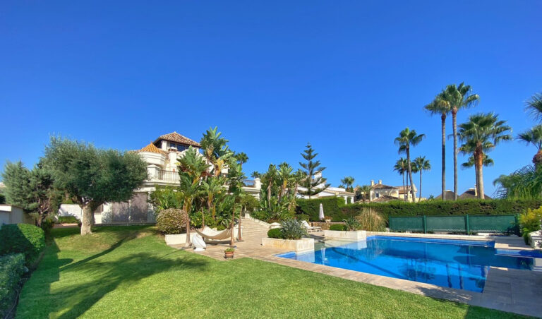 R85895 | Detached Villa in Las Chapas – € 2,800,000 – 4 beds, 4.5 baths