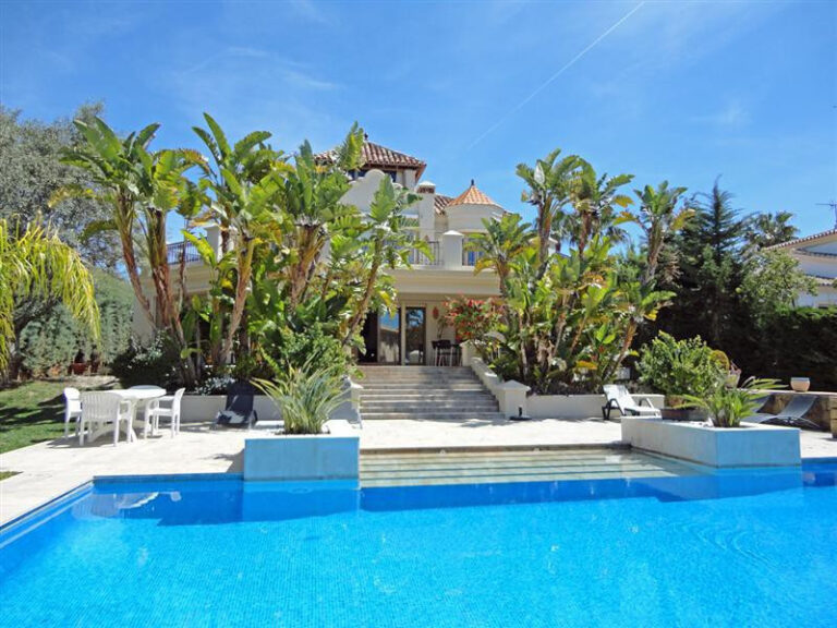 R4312741 | Detached Villa in Las Chapas – € 2,800,000 – 5 beds, 5 baths