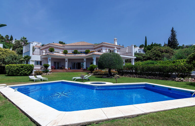 R4083568 | Detached Villa in Benahavís – € 2,950,000 – 6 beds, 6 baths