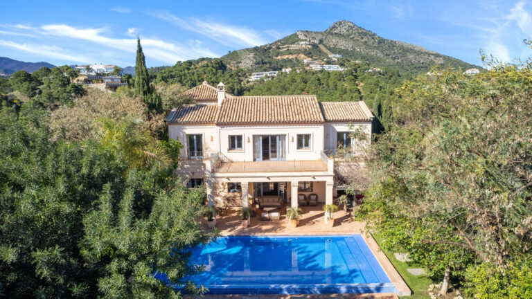 R4281934 | Detached Villa in Benahavís – € 3,450,000 – 5 beds, 5.5 baths