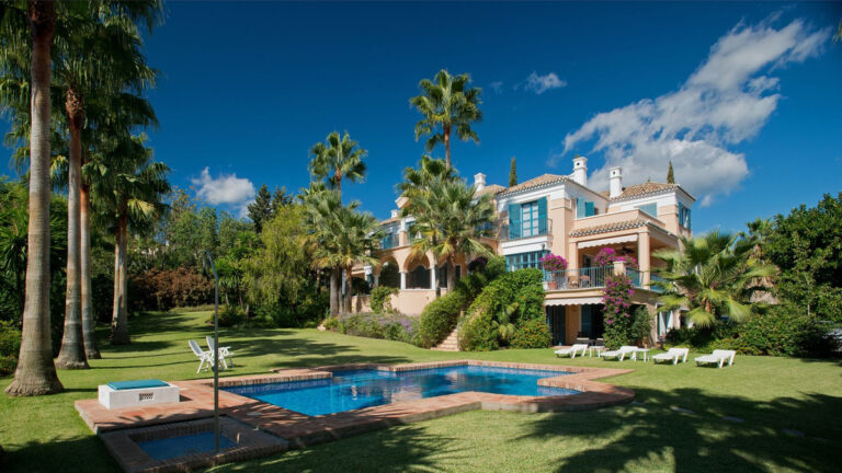 R4143886 | Detached Villa in Benahavís – € 5,500,000 – 10 beds, 10 baths