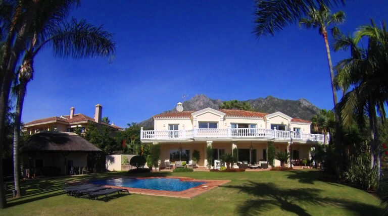 R3597701 | Detached Villa in Marbella – € 5,700,000 – 7 beds, 7 baths