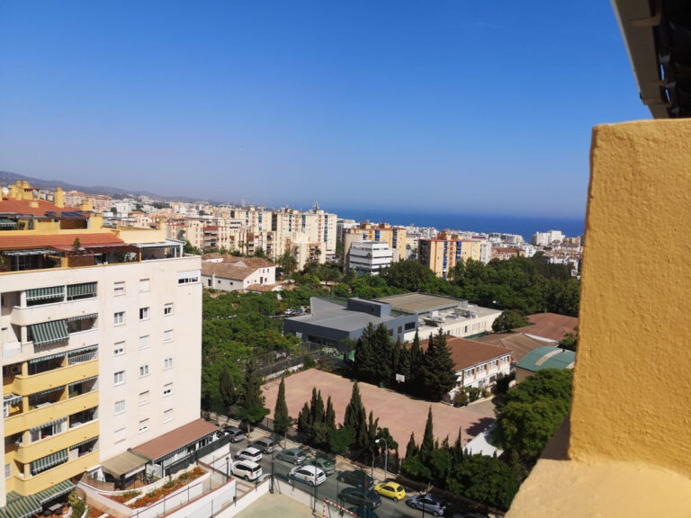 R4067263 | Penthouse in Marbella – € 349,000 – 4 beds, 2 baths