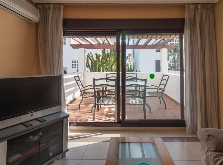 R4209898 | Ground Floor Apartment in Nueva Andalucía – € 360,000 – 3 beds, 2 baths