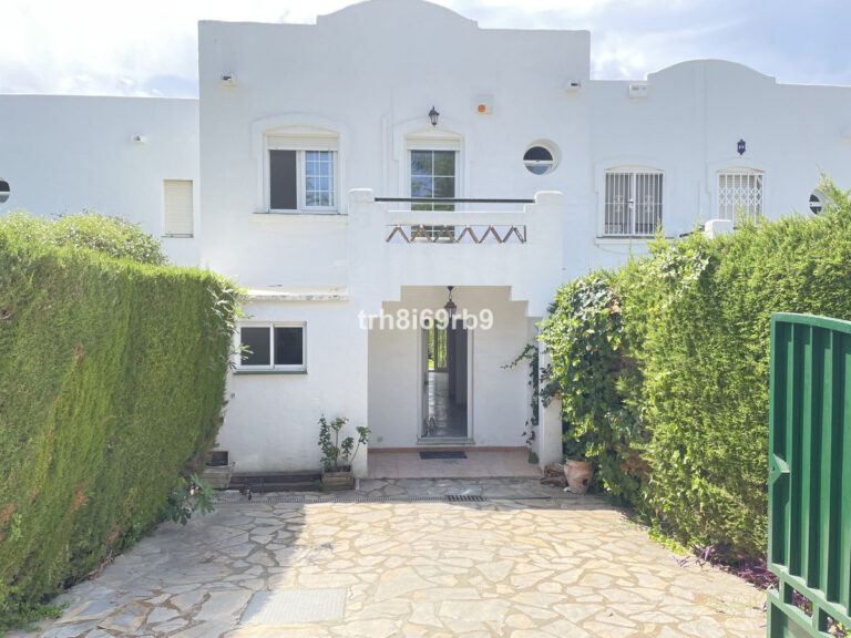 R4044559 | Townhouse in Bel Air – € 364,950 – 3 beds, 2 baths