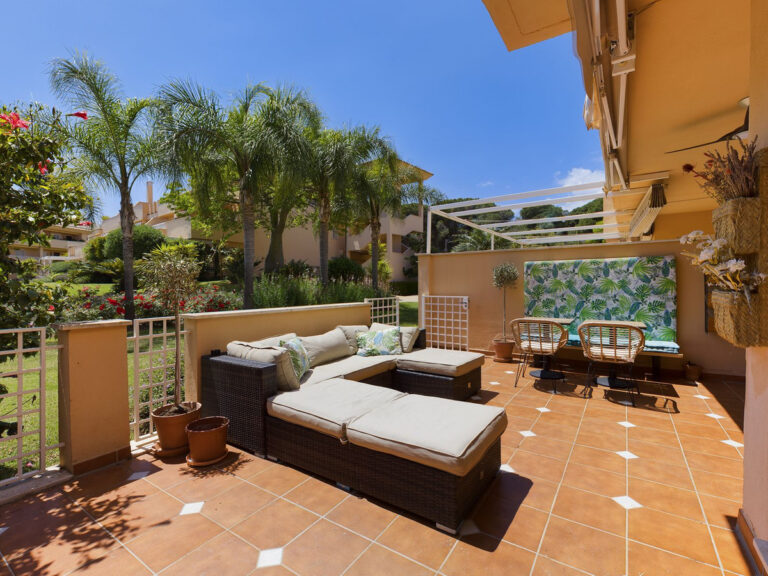 R4248313 | Ground Floor Apartment in Marbella – € 405,000 – 2 beds, 2 baths