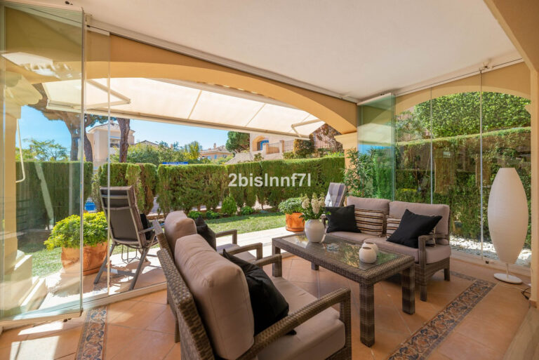 R4284742 | Ground Floor Apartment in Elviria – € 455,000 – 2 beds, 2 baths