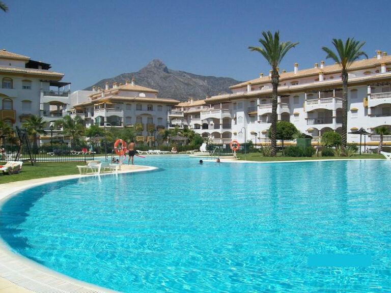 R2953958 | Ground Floor Apartment in Puerto Banús – € 460,000 – 3 beds, 2 baths