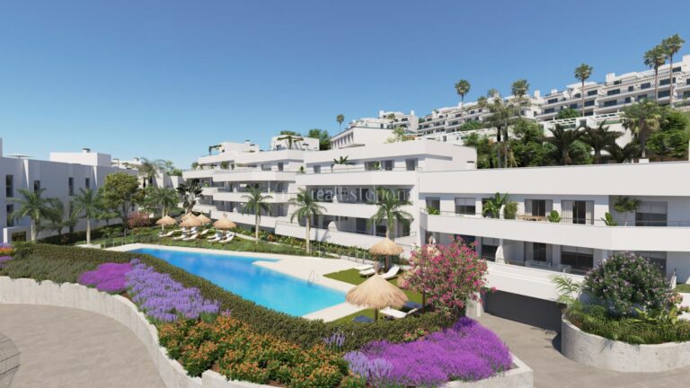 350-00311P | Apartment in Estepona – € 386,000 – 3 beds, 2 baths