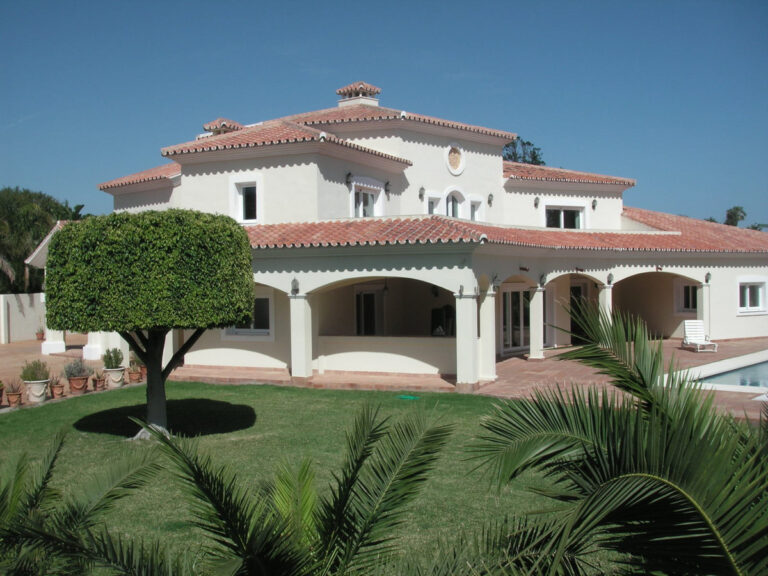 R2666960 | Detached Villa in Guadalmina Baja – € 3,700,000 – 4 beds, 4 baths