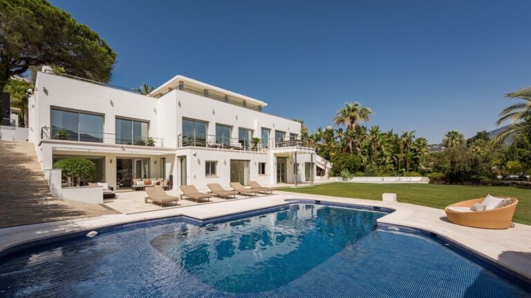 TMRV08135 | Villa in Nueva Andalucia – € 5,995,000 – 7 beds, 7 baths