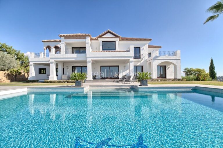 IH1157 | Villa in Benahavis – € 3,300,000 – 6 beds, 3 baths