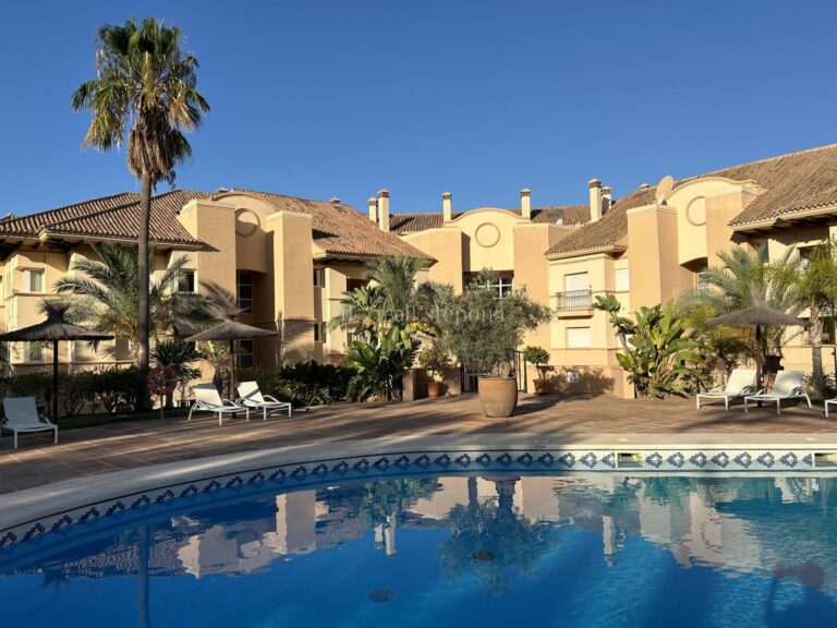 A3005AP | Apartment in Marbella East – € 550,000 – 2 beds, 2 baths