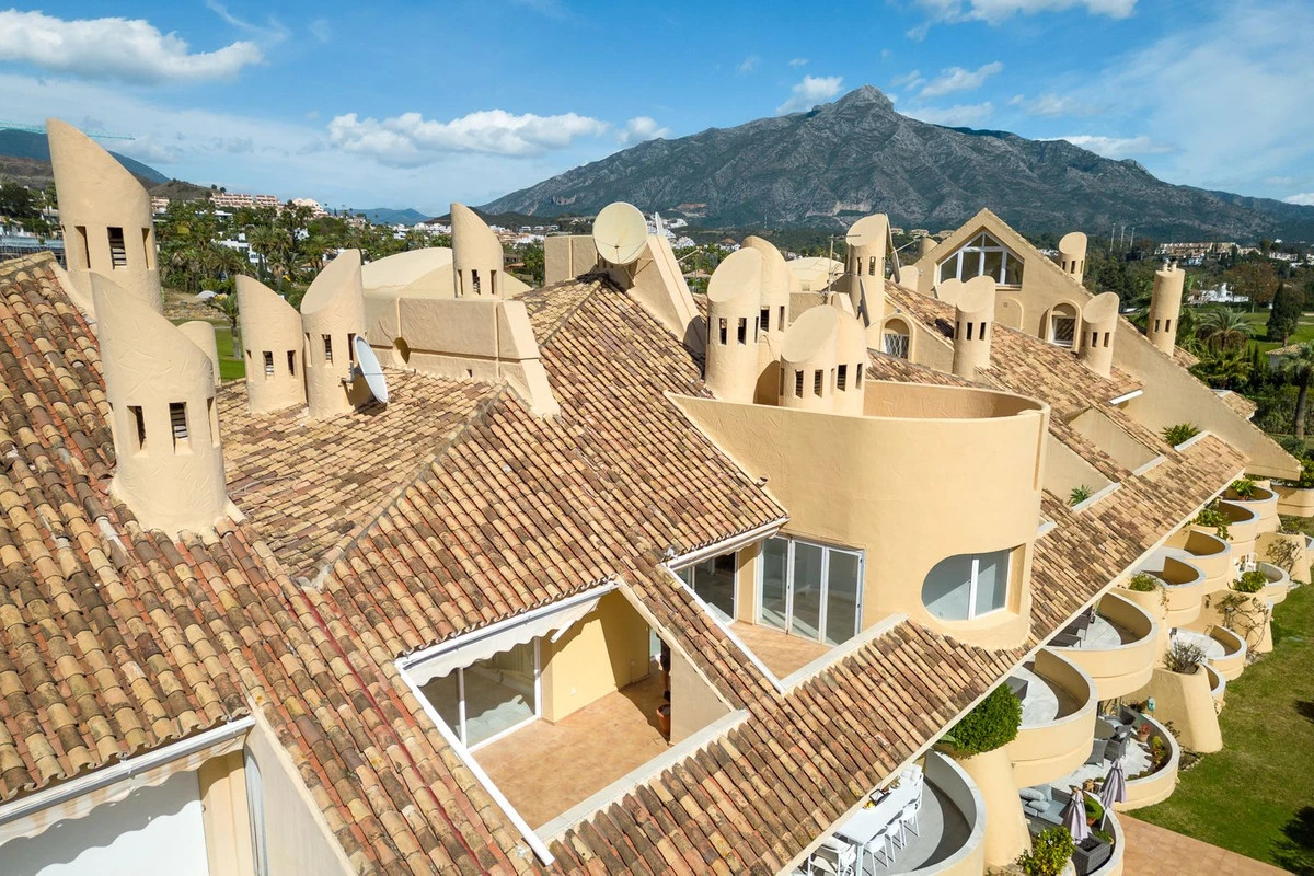 4-c23c0f86247804fa50226aecd8b0b2c8