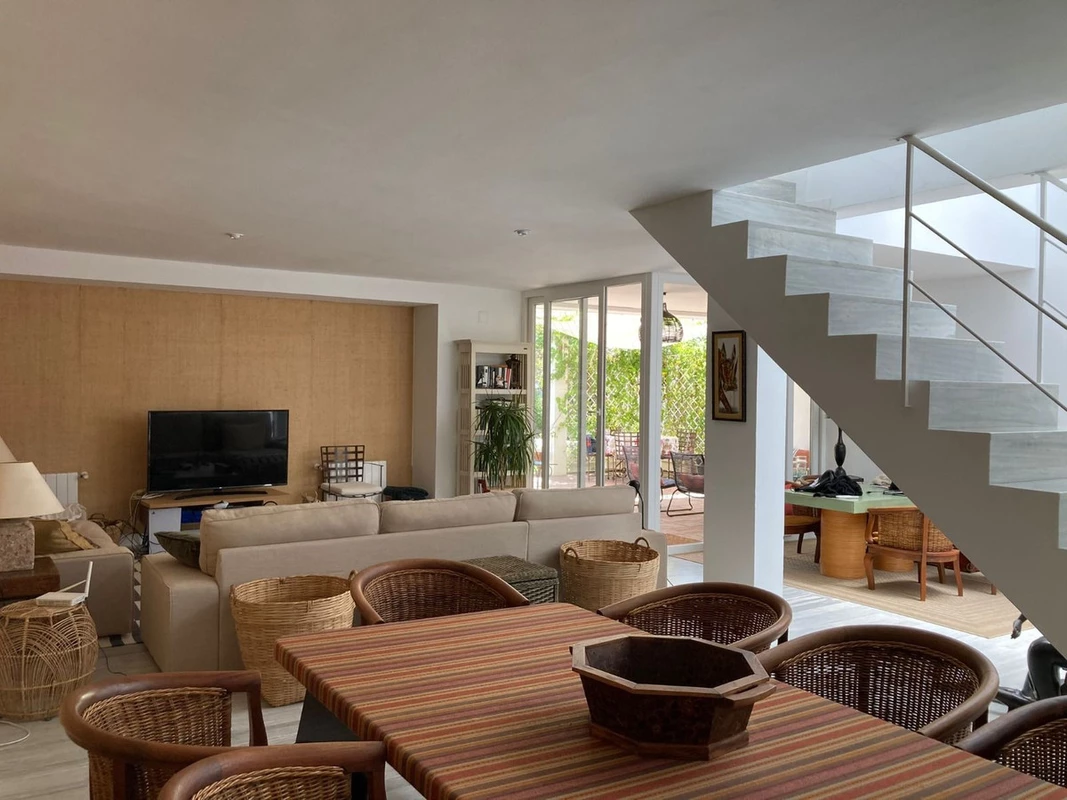 9-467d0cee5b725f3ef65f102a0c2e69c0