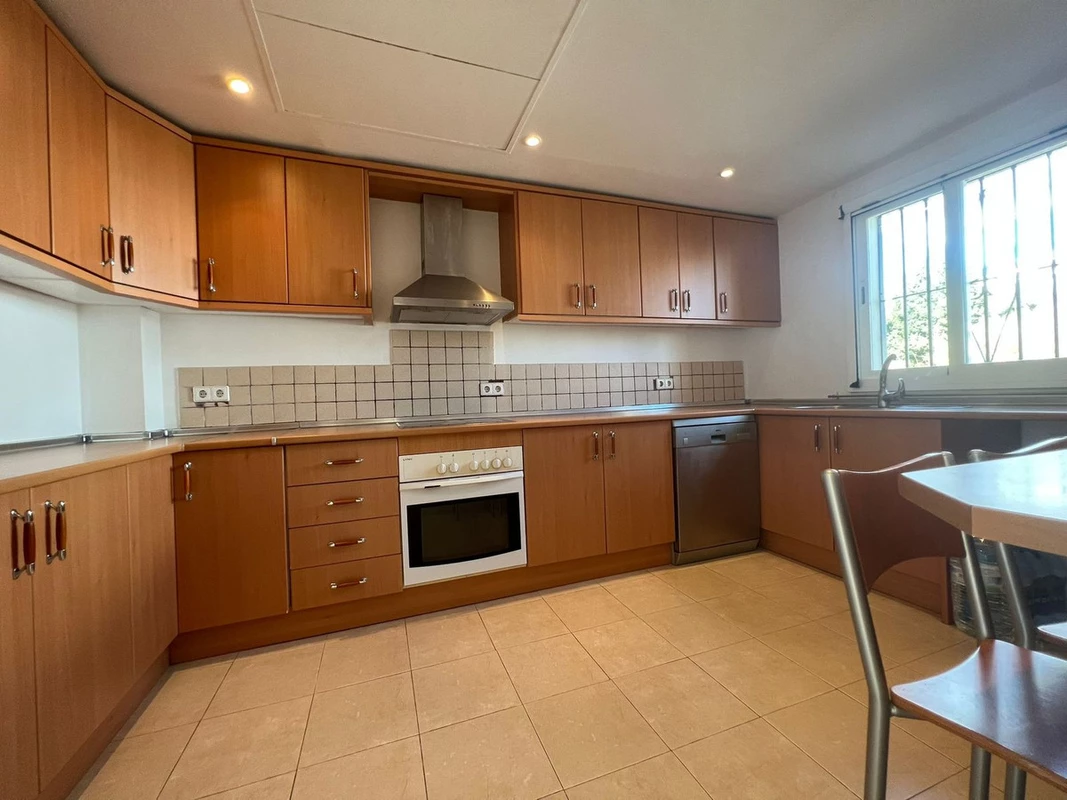 2-5bd7b9d04b45e33852eaf0ec6670150d