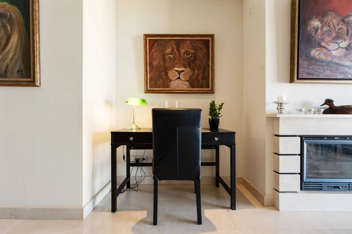 8-e64a9055bba3e77ac8aca3b893cdf826