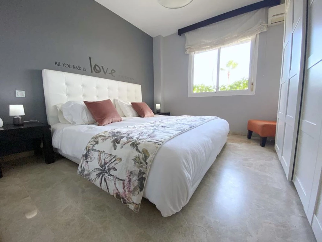 8-e64a9055bba3e77ac8aca3b893cdf826