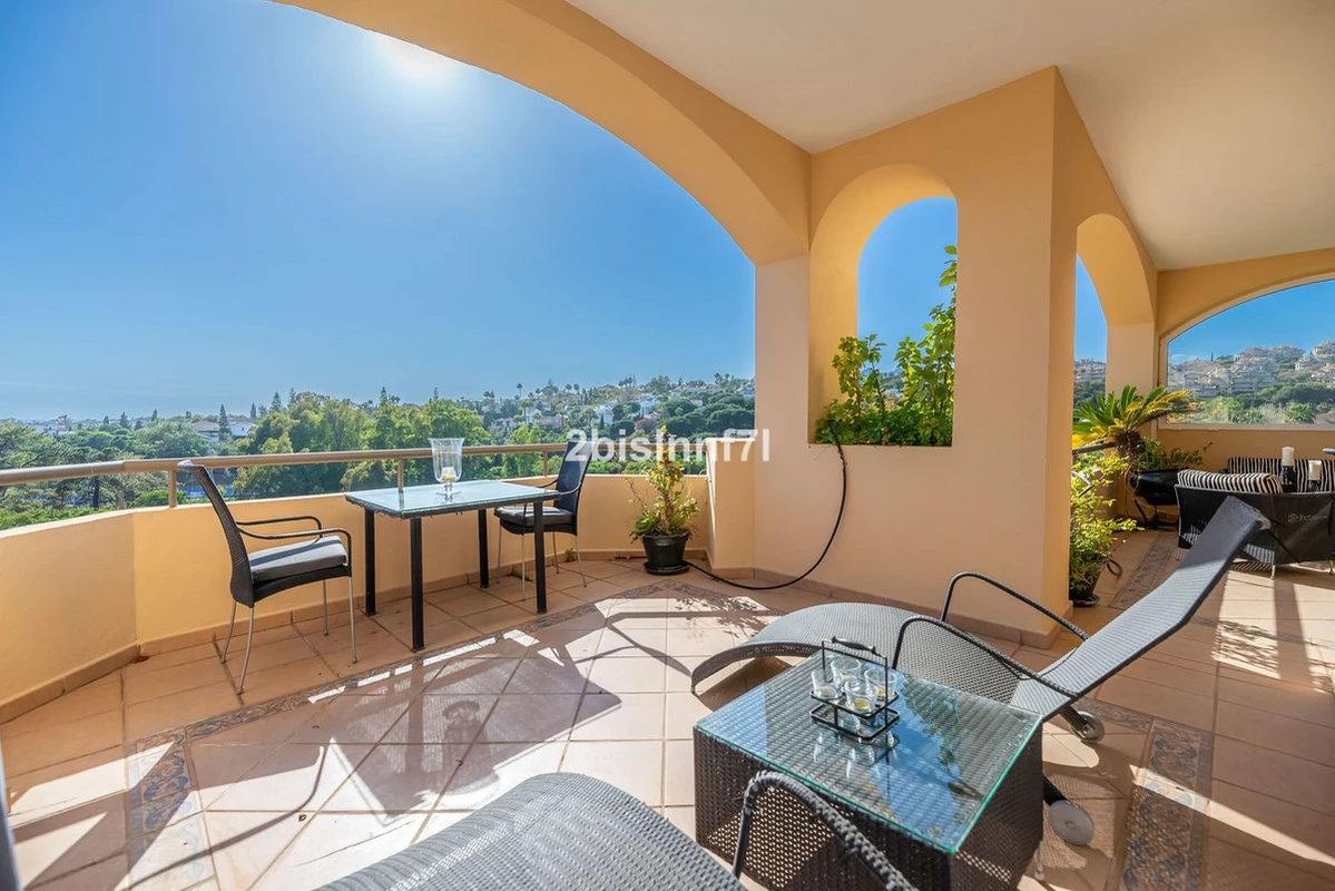 2-5bd7b9d04b45e33852eaf0ec6670150d