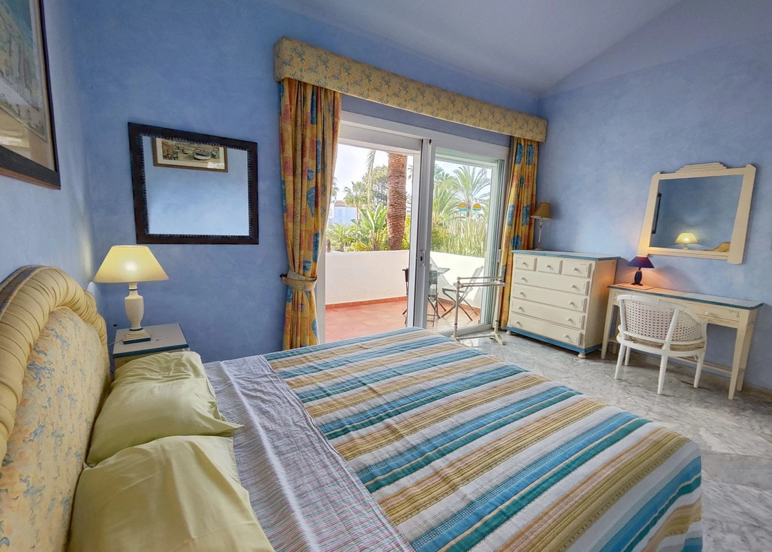 7-aa4cc561180b369757c0bb4af9886cd3