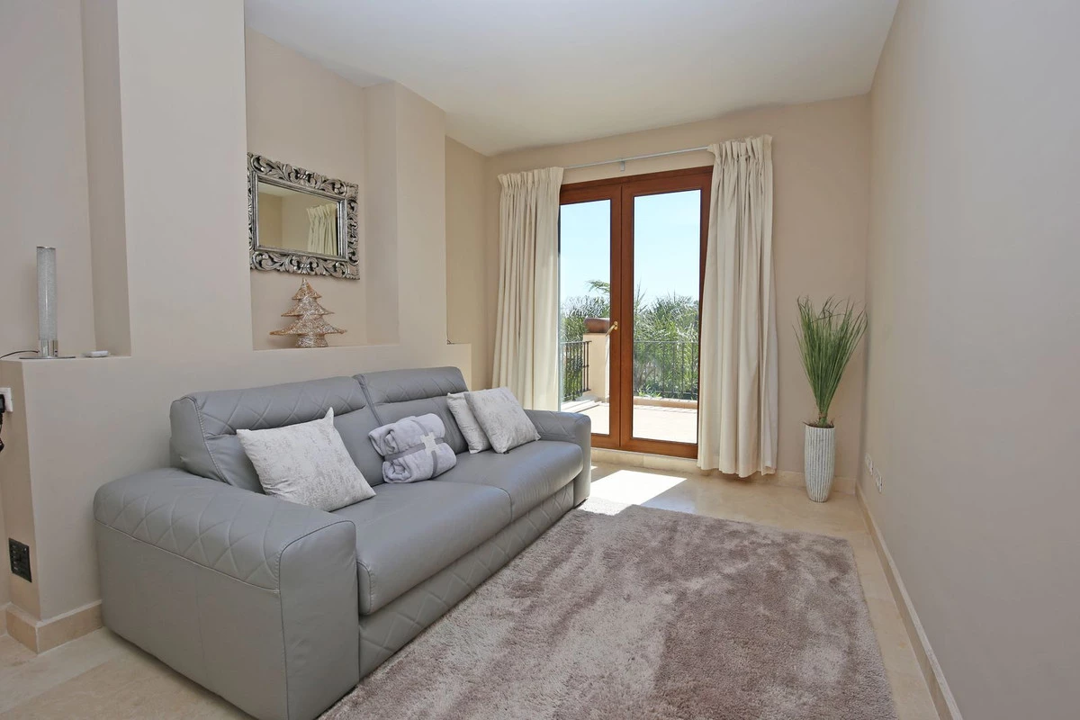 9-467d0cee5b725f3ef65f102a0c2e69c0