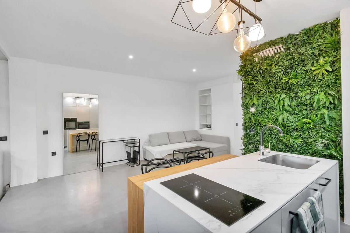 9-467d0cee5b725f3ef65f102a0c2e69c0