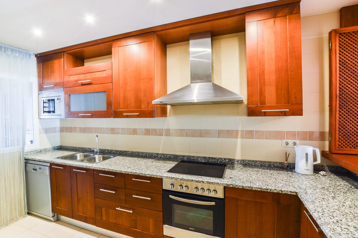 8-e64a9055bba3e77ac8aca3b893cdf826