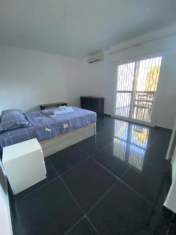 8-e64a9055bba3e77ac8aca3b893cdf826