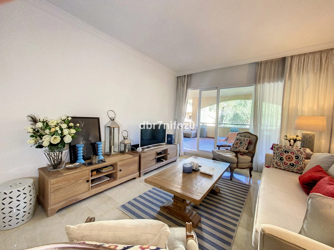 1-7980e48d732b6fc85c14b43b94d2aa54