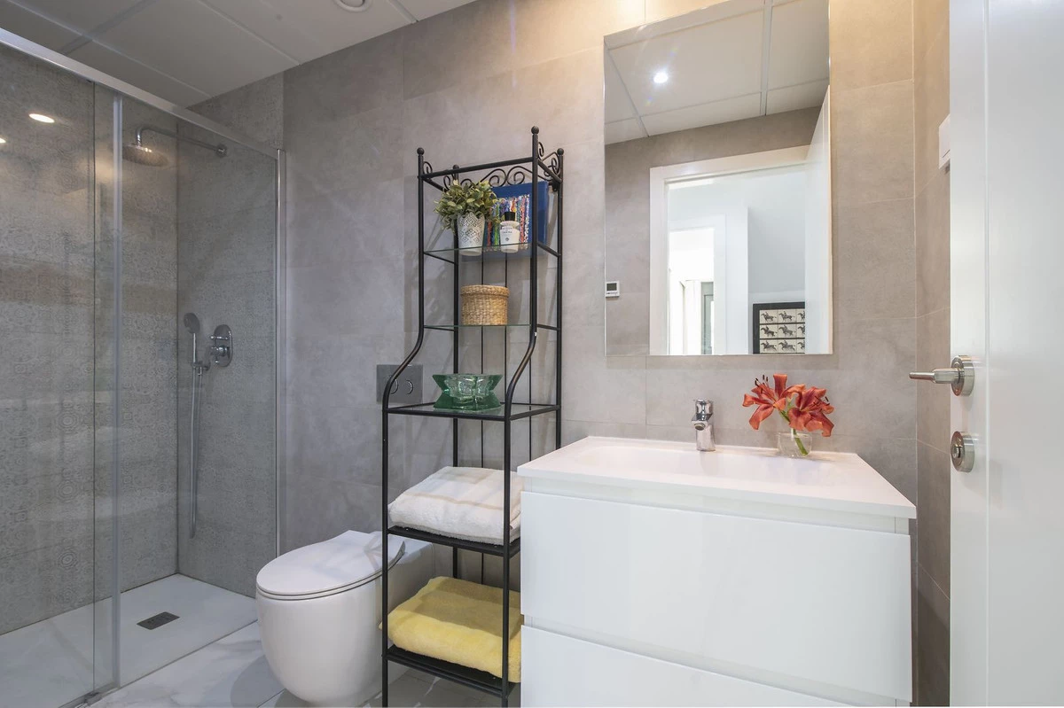 8-e64a9055bba3e77ac8aca3b893cdf826