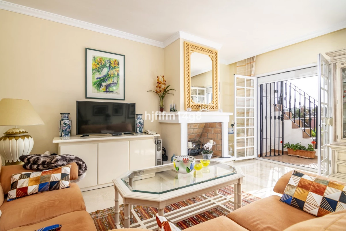 4-c23c0f86247804fa50226aecd8b0b2c8