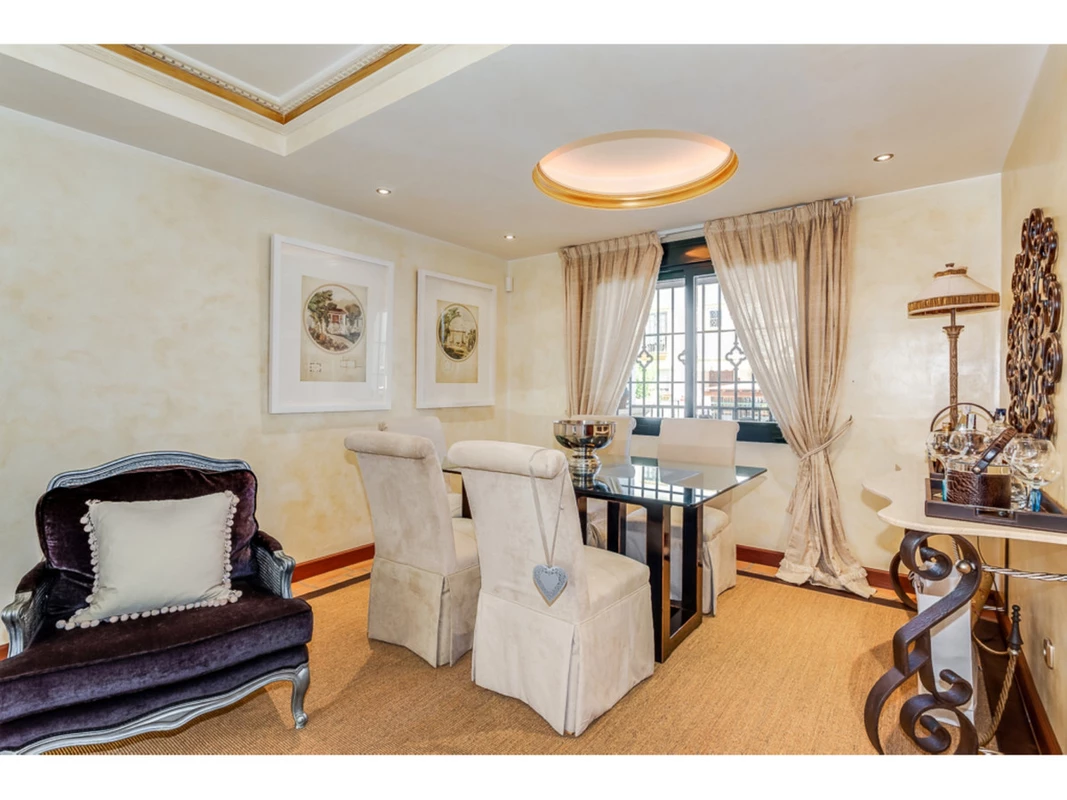 8-e64a9055bba3e77ac8aca3b893cdf826