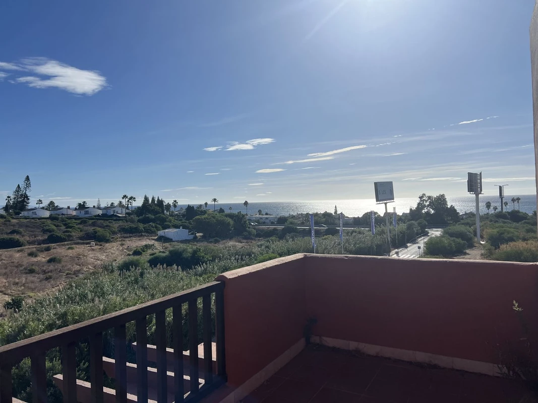 2-5bd7b9d04b45e33852eaf0ec6670150d